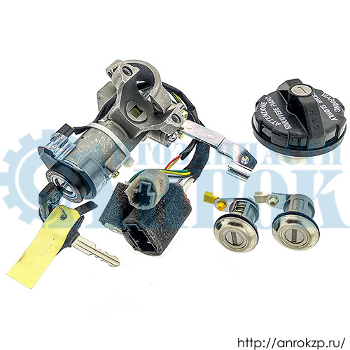 Комплект замков с ключами 81901-7C020 / 819017C020 от производителя MK для автомобиля HYUNDAI HD120.