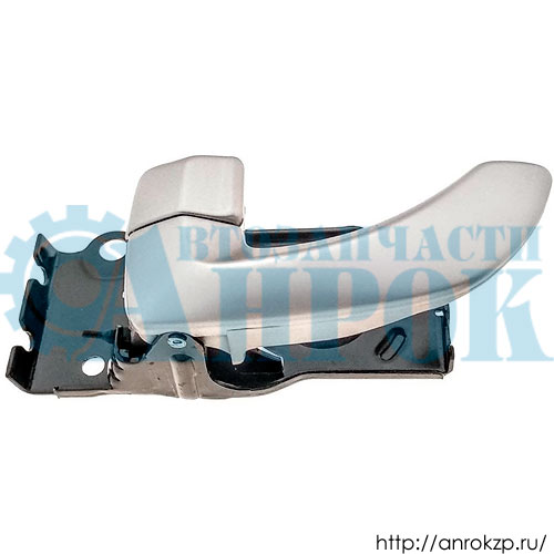 Ручка двери внутренняя левая HYUNDAI HD120/250/270/370/500 МК 82610-26000S4 / 8261026000S4.